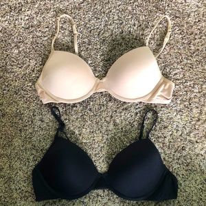 Target Hanes girls bras, size 36a